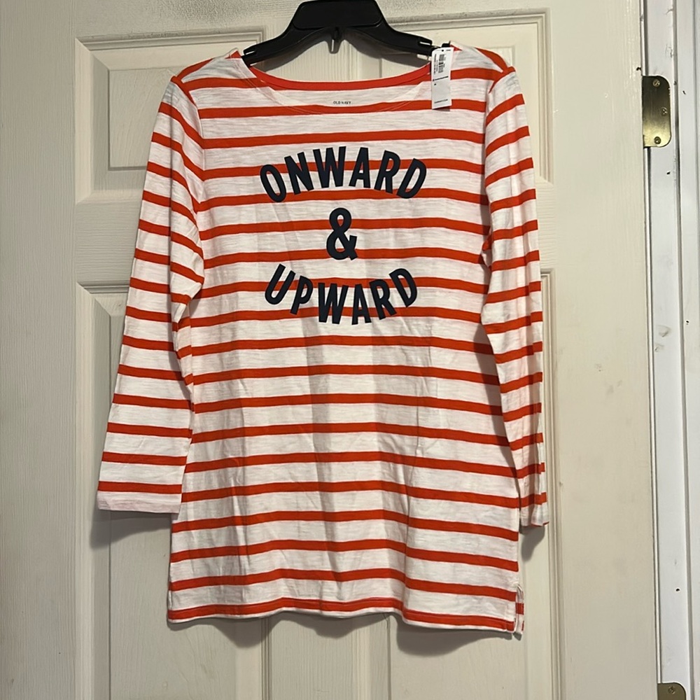 Old Navy Red and White Striped Top Size Medium